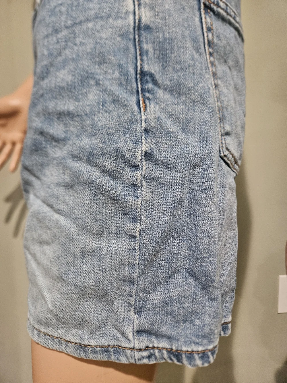 OAT New York Cloud Luxe Denim Bermuda Shorts – Size 4/27
